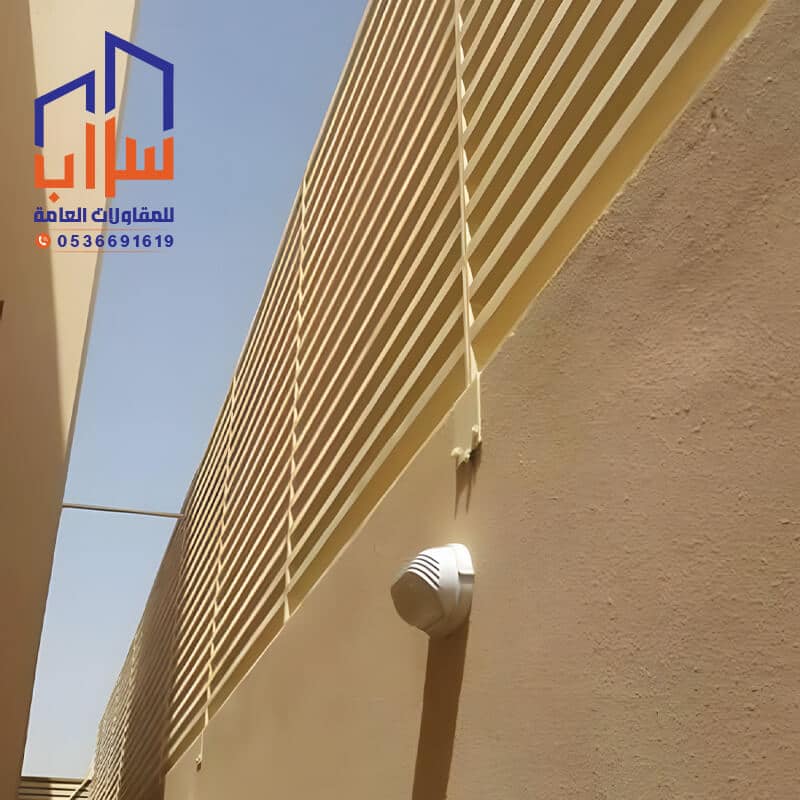 تصميم جمالي لسواتر شرائح حديد الرياض مؤسسة مظلات وسواتر سراب