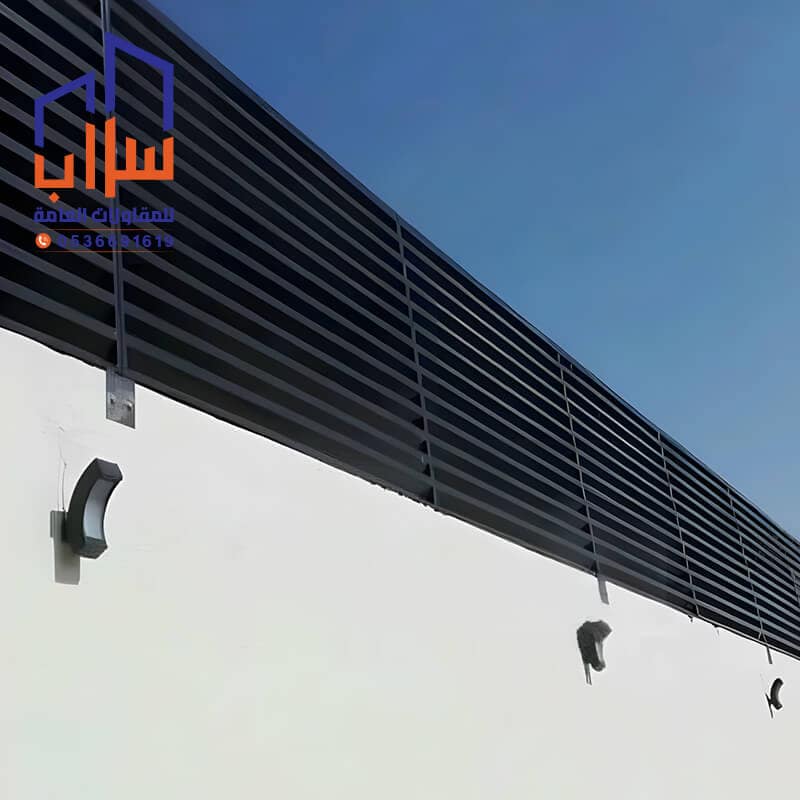 ساتر حوش حديد لون اسود جميل