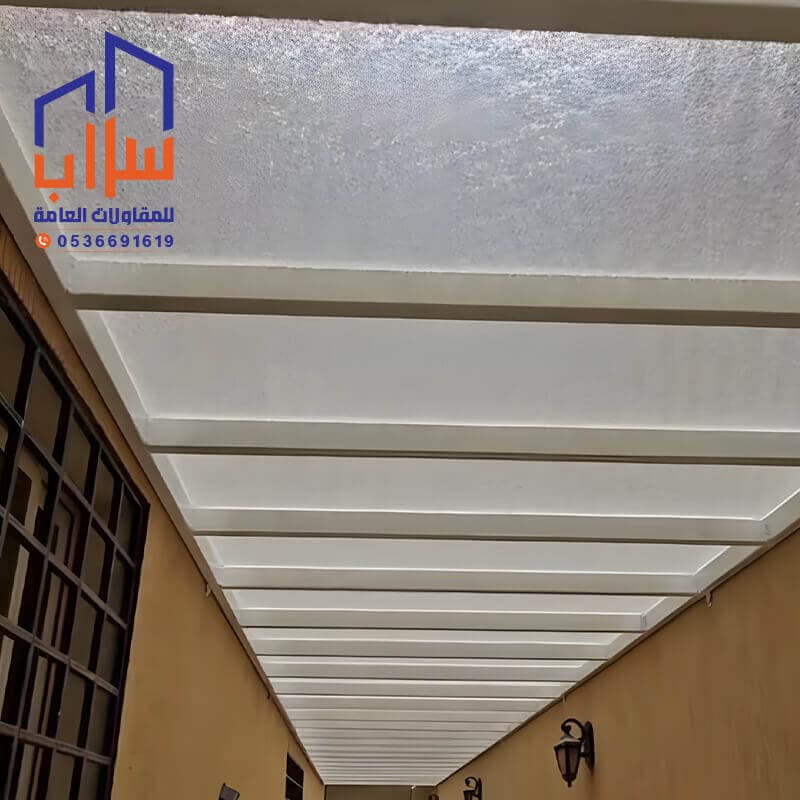 تركيب مظلات ممرات لكسان لدى مؤسسة مظلات وسواتر سراب